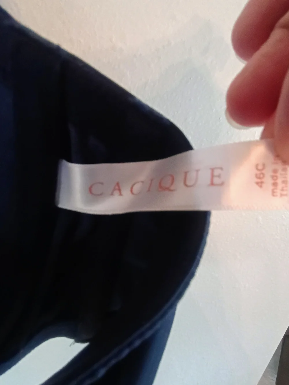 Cacique items 8%